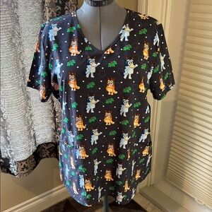 Ludo Studio Bluey and Bingo V-Neck Scrub Top, Women's Size L